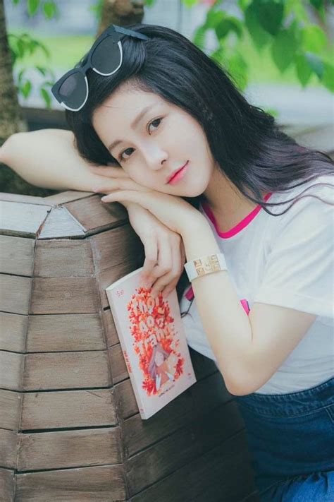 Hot girl Trâm Anh Ngoại hình xinh đẹp đi kèm đời tư tai tiếng