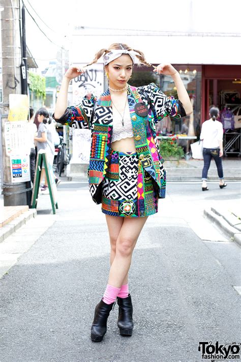 Japanese Model Una w/ Vintage Fashion & Cute Hairstyle in Harajuku ...