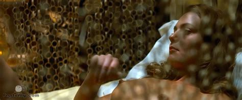 Hanna Hall Naked Halloween