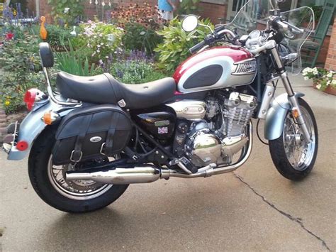 2001 Triumph Thunderbird Moto ZombDrive