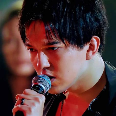 Pin By Silvia Beeskow On Dimash Qudaibergen Singer The Voice Best