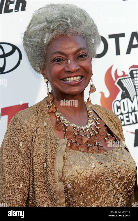 Nichelle nichols actress hi-res stock photography and images - Alamy