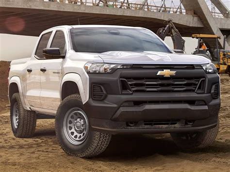 2023 Chevrolet Colorado Crew Cab Work Truck Prices and Cost to Own | Kelley Blue Book