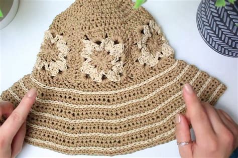 How To Crochet Sun Hat With Granny Squares The Newlywed