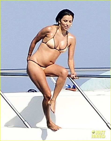 Eva Longoria Displays Her Amazing Bikini Body In Spain Photo 3410426 Bikini Eva Longoria