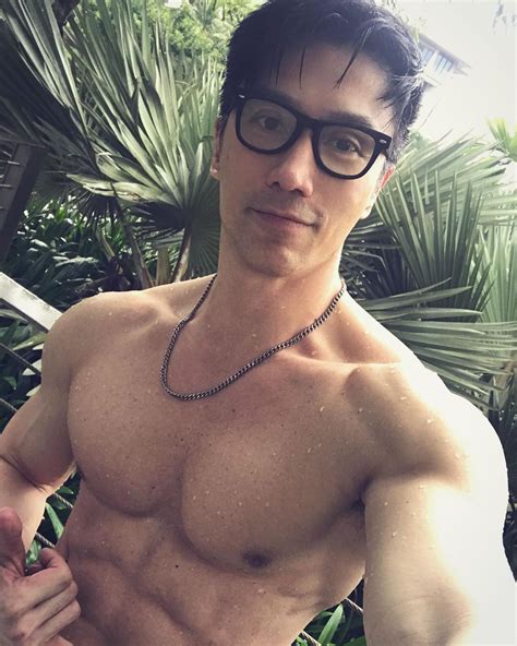 M U Nam B Ng Tu I B T N Vlog Khi N Ch Em Ph T S T V I Body Si U Hot