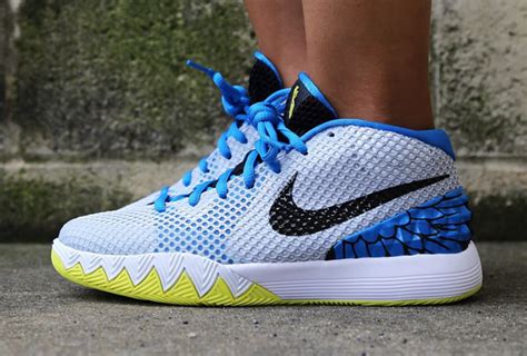 Nike Kyrie 1 Gs Voltage Yellow Photo Blue Sneaker Bar Detroit