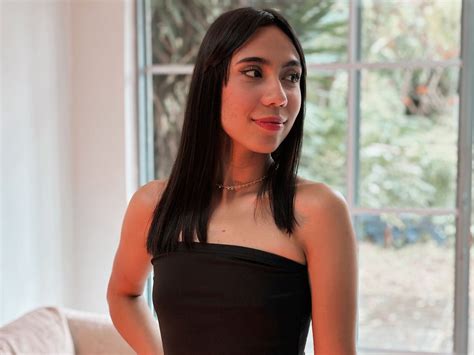 Cámara desnuda de Valentina Ray por livejasmin Nude Fan