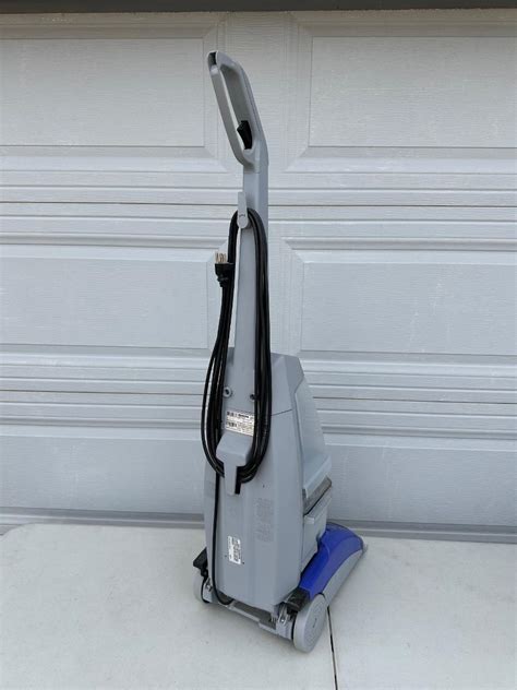 HOOVER STEAM VAC CARPET CLEANER | EstateSales.org