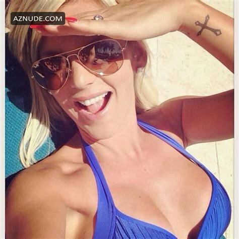 AMELIE NETEN Nude AZNude