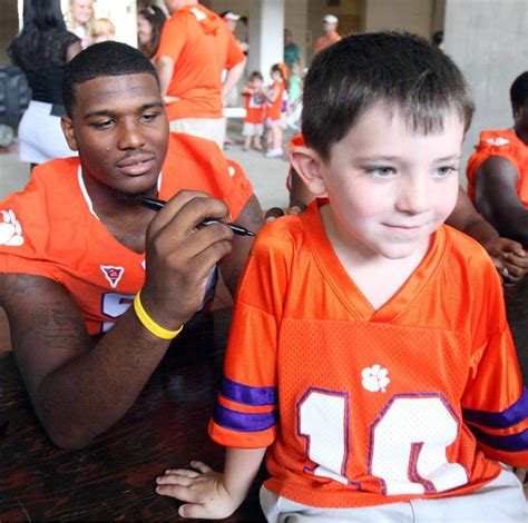 Clemson Football Fan Day – Clemson Tigers Official Athletics Site