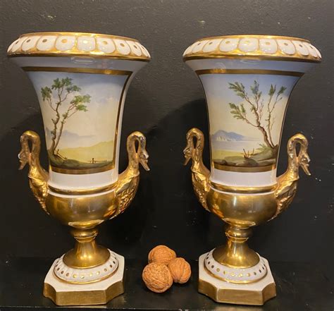 Proantic: A Pair Of Porcelain Vases