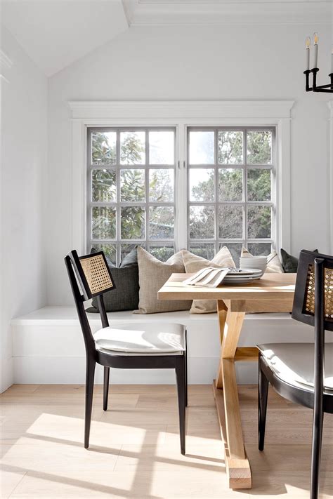 Transportation Guide to Vancouver’s Sinclair Centre 21