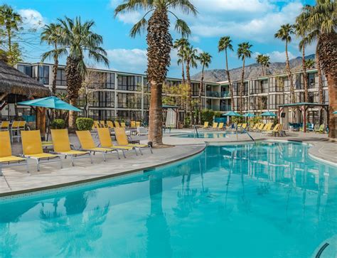 Riviera Resort & Spa Palm Springs
