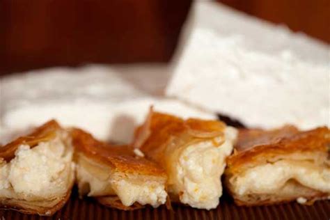 Μπουγάτσα το ΣΕΡΡΑΙΚΟΝ -BOUGATSA CHEESE