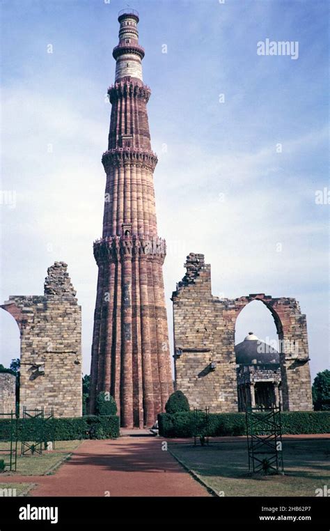 Qutb Minar Qutub Minar Qutab Minar Tower Islamic Minaret C 1200