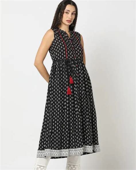 Buy Women Floral Print Flared Kurta With Waist Tie Up Online At Best