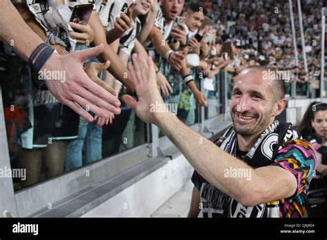 Giorgio Chiellini Juventus Fc Greets His Fans In The Last Match For