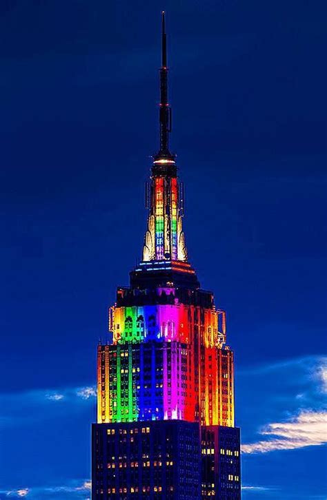 Art of Facts: Empire State Building Light Show