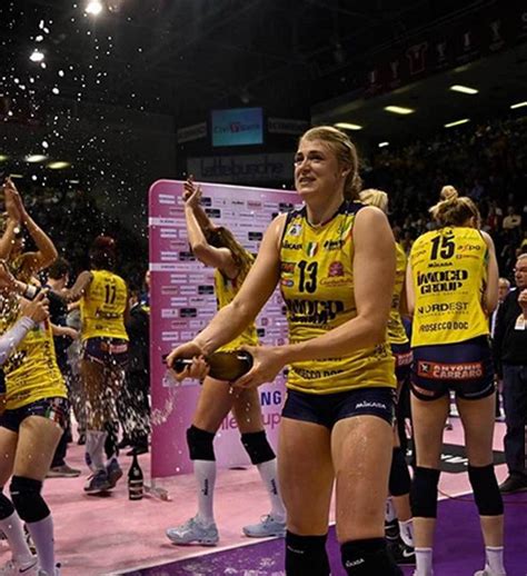 Volleyball The Imoco Volley Conegliano Team Pose Naked To Celebrate