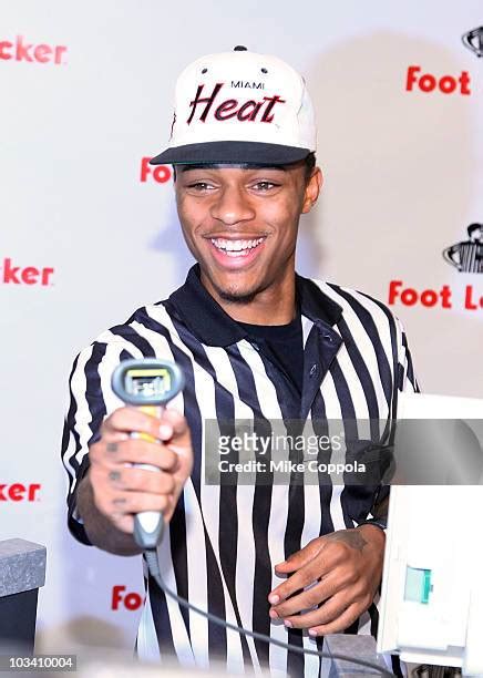 11 Bow Wow Takes Job At Foot Locker To Promote Lottery Ticket Stock Photos, High-Res Pictures ...