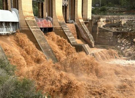 Protocolo De Emergencia Por La Posible Rotura De Una Compuerta De La