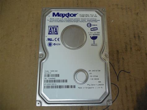 Maxtor DiamondMax Plus 9 120GB SATA 150 HDD Hard Drive YAR51HW0