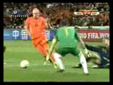 Arjen Robben Vs Iker Casillas Netherlands Vs Spain 2010 FIFA World