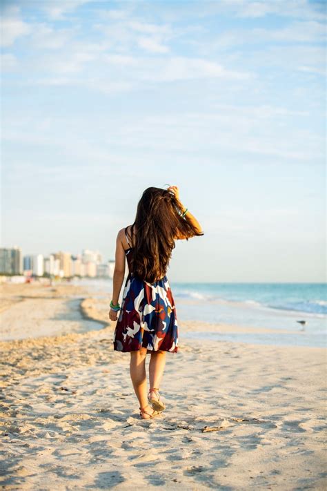 Beach Fashion Style Tips & Outfit Inspiration