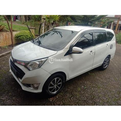 Mobil Daihatsu Sigra R Mt Manual Bekas Siap Pakai Pajak Hidup Di