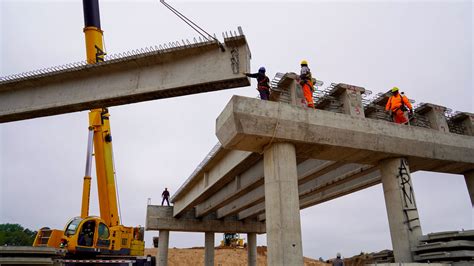 Vialidad Nacional finalizó el montaje de vigas en dos nuevos puentes de