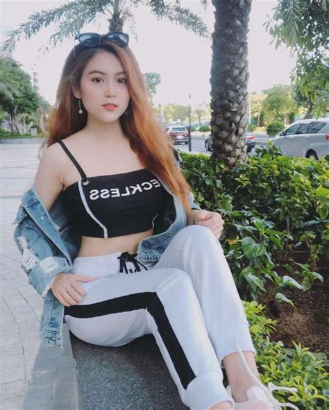 Hot Girl B Ngh M U N I Y Tr Th Nh C Gi O Hot Nh T S I Th Nh L Ai