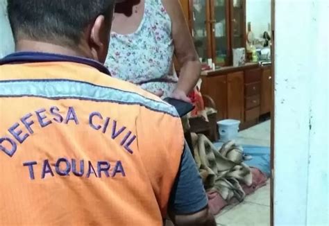 Defesa Civil De Taquara Atende Moradores Afetados Pelo Temporal Desta