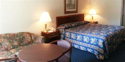 STRATFORD MOTOR INN-EAST ELLIJAY - East Ellijay - Great prices at HOTEL ...