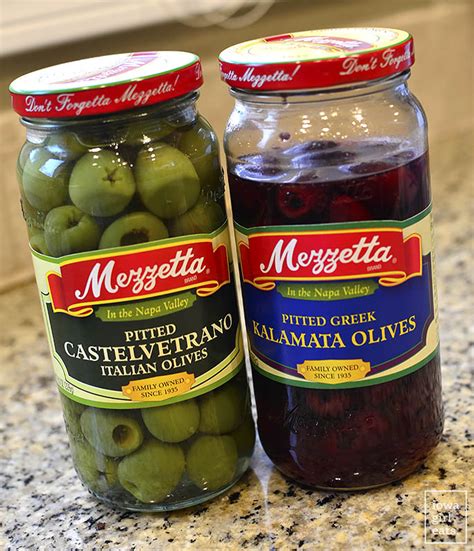 Herb And Garlic Marinated Olives Easy Appetizer Recipe