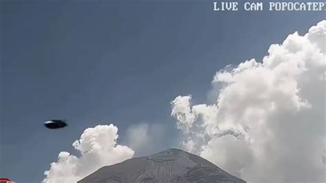 Ovnis Sobrevuelan El Popocat Petl Son Captados Por C Maras De