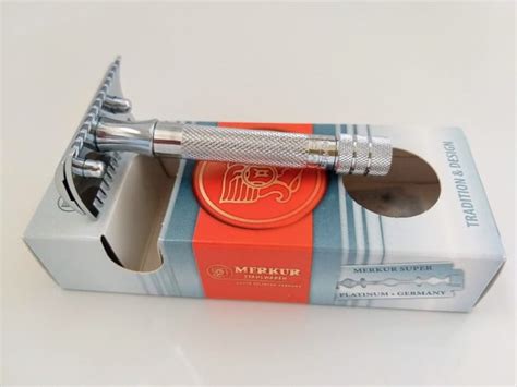 Merkur 15C Review - A Mild to Moderate Open Comb Razor