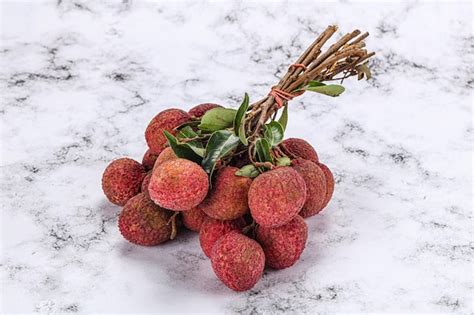 Premium Photo Sweet Juicy Tropical Exotic Lychee Fruit