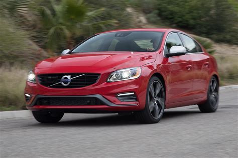 2017 Volvo S60 T6 R Design First Test Review