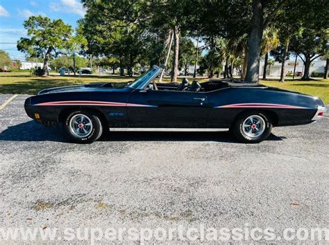 This 1970 GTO Convertible Features A 455 V-8 and Air