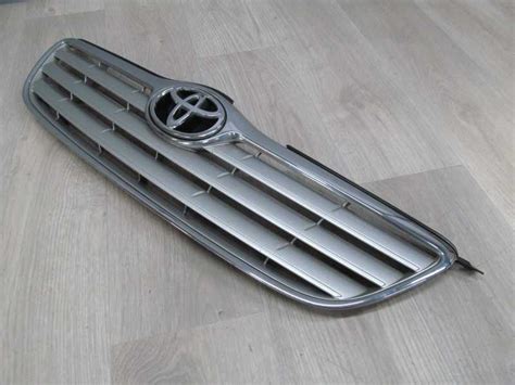 Toyota Corolla E Lift R Grill Atrapa Jbt