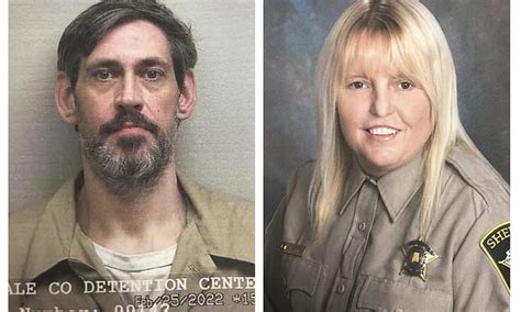 Alabama Inmate Casey White And Prison Guard Lover Shared Nearly 1 000