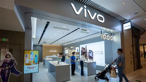 Everything To Know About Vivo Phones & Accessories