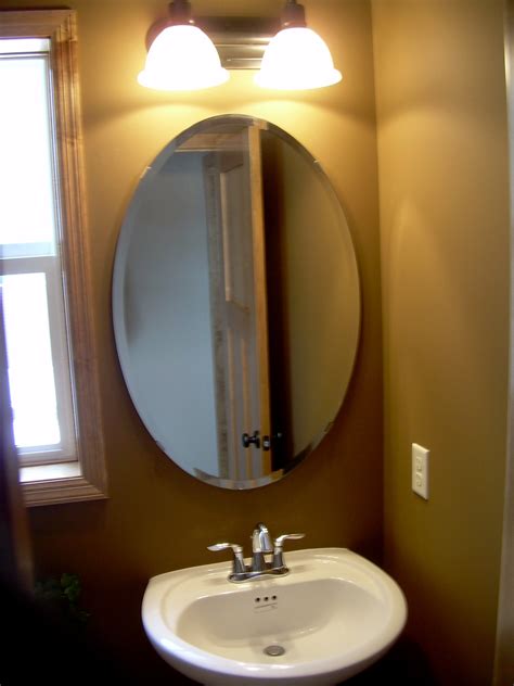 15+ White Oval Bathroom Mirror | Mirror Ideas