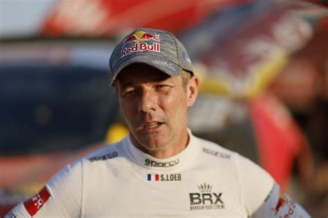 Sébastien Loeb victime de multiples crevaisons sur le Dakar C est