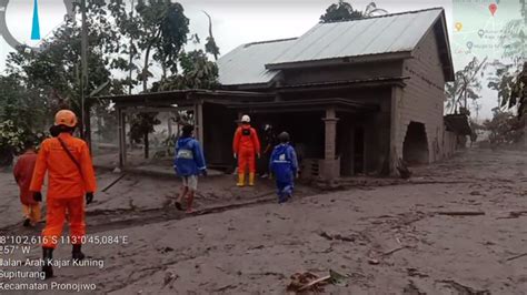 Erupsi Semeru Bupati Lumajang Tetapkan Tanggap Darurat 14 Hari