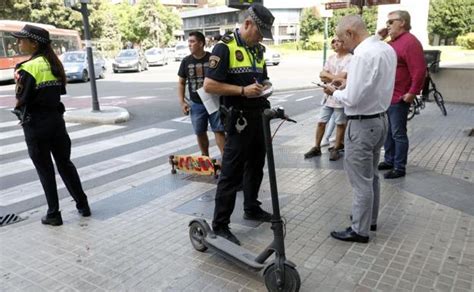 Casco Y Seguro Obligatorio Para Los Patinetes El Ctricos De Barcelona