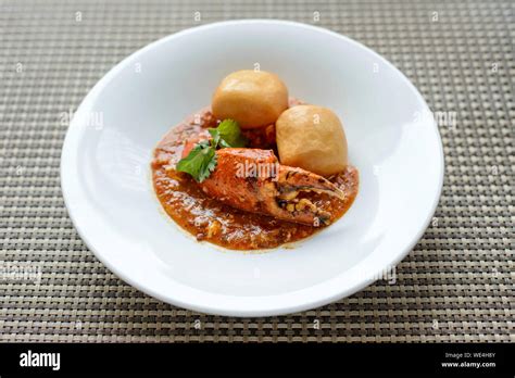 Fried Mantou Hi Res Stock Photography And Images Alamy