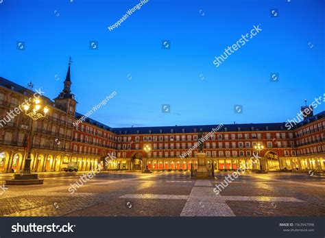 Madrid Spain Night City Skyline Plaza Stock Photo 1563947998 | Shutterstock