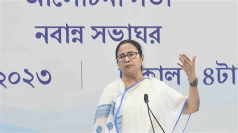 Fact Check क्या ममता बनर्जी ने नजरूल इस्लाम को बताया महाभारत का रचयिता Mamata Banerjee Not